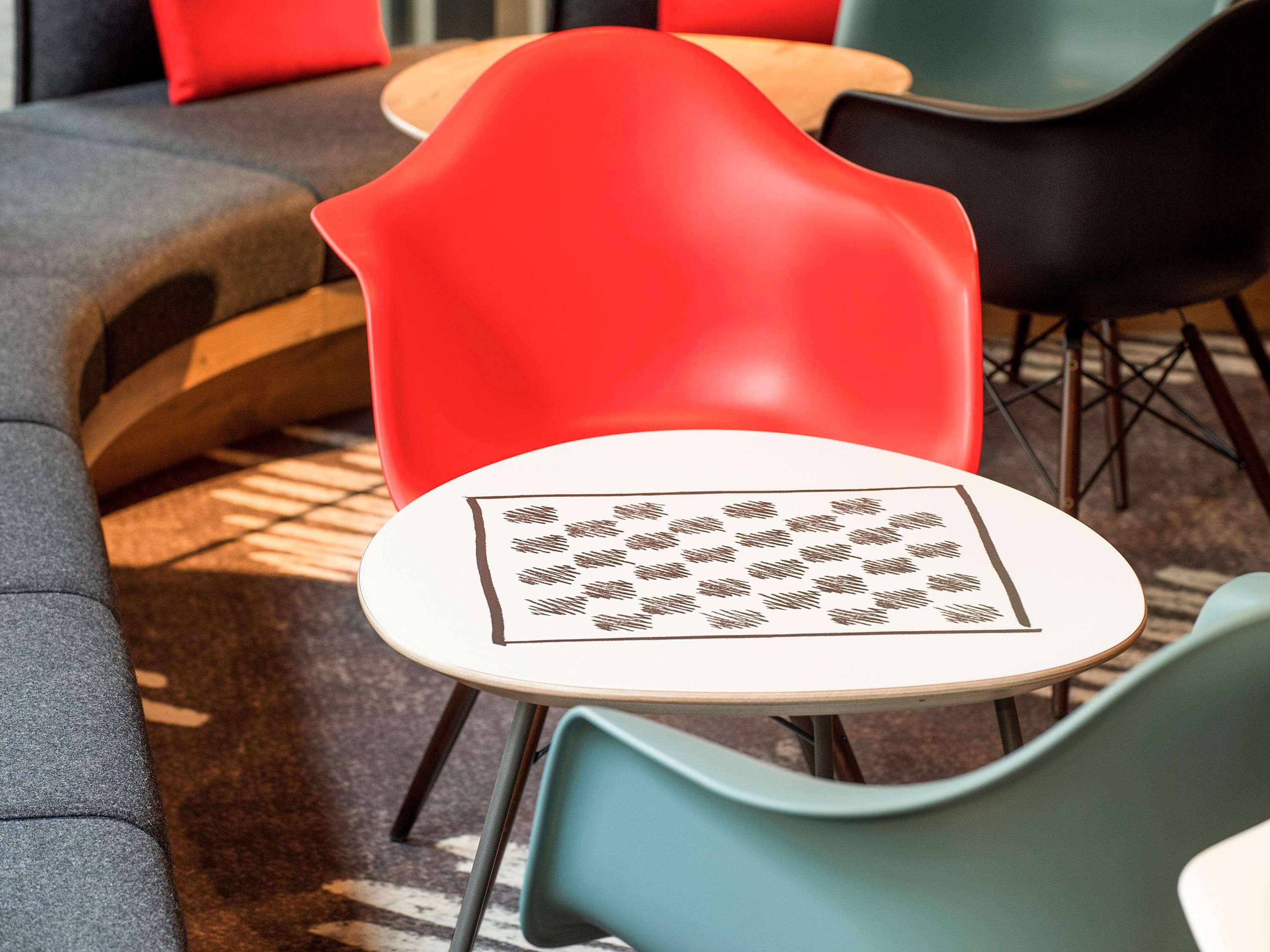 Ibis Budget Caen Porte De Bretagne Hotel 2*