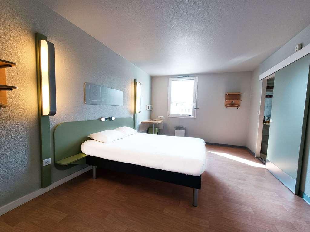 Ibis Budget Caen Porte De Bretagne Hotel 2*
