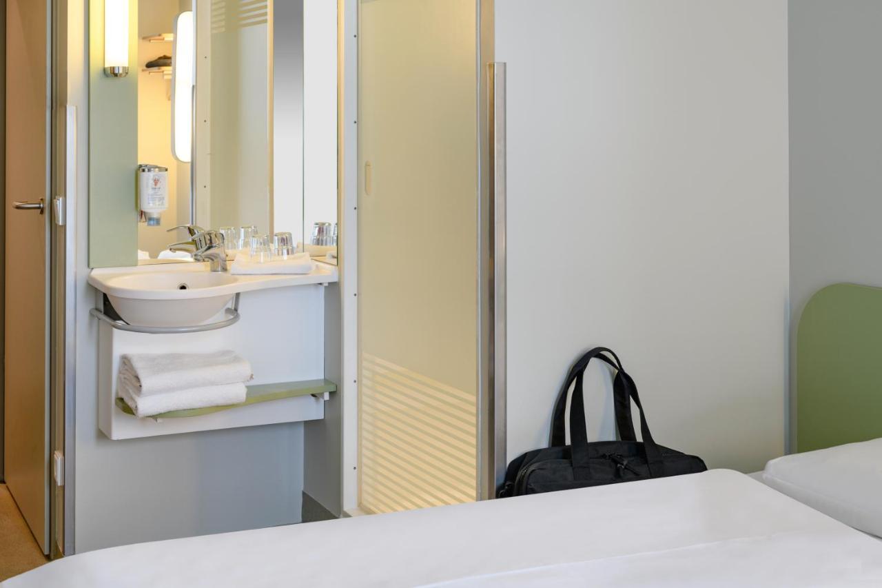 Hotel Ibis Budget Caen Porte De Bretagne